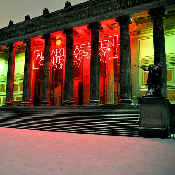 Old National Gallery with light installation in East Berlin by Silva Wischeropp