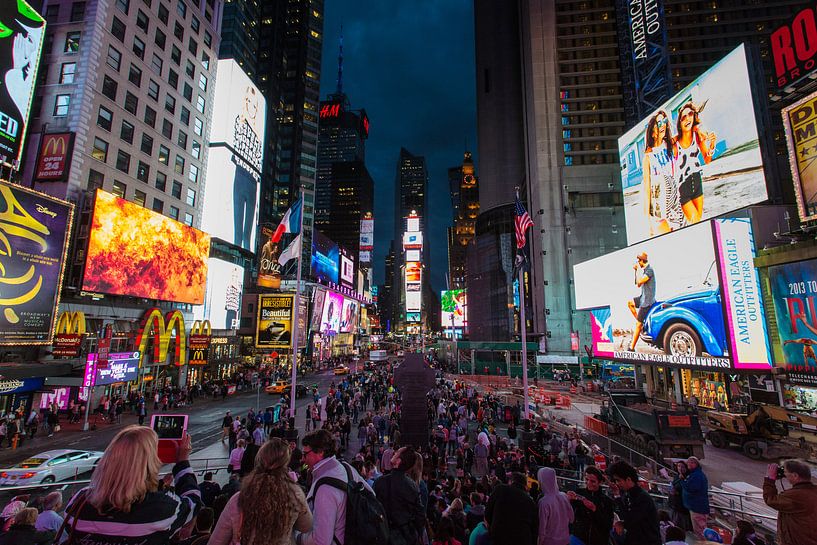 Times Square, New York by Capture the Light