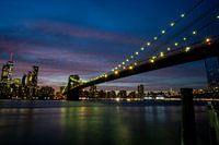 Brooklyn Bridge bei Nacht