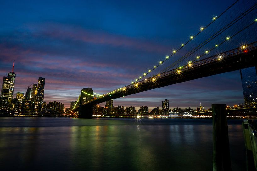 Brooklyn Bridge at night by Eline Chiara