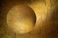 Runde Kugel in Gold. Minimalismus. 6