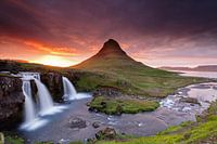 Kirkjufellsfoss  waterfall