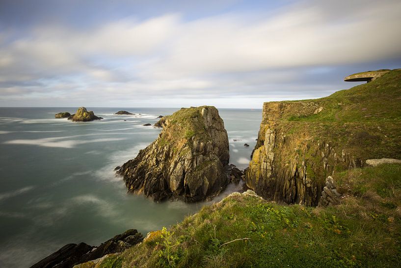 Felsenküste und Klippen der Bretagne, Frankreich von Sander Groffen