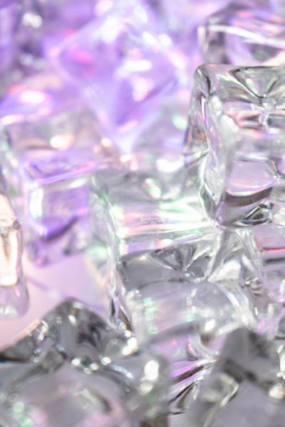 Glaçons en reflet coloré par Mixed media vector arts