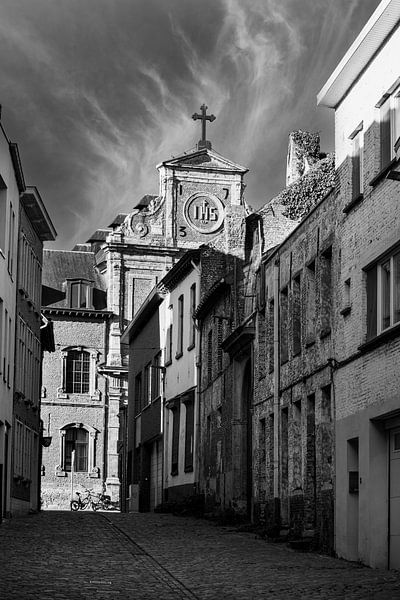 Historic Backstreet, Aalst, Belgium by Imladris Images