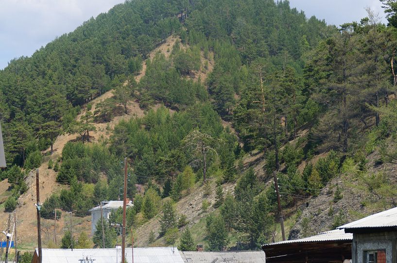 bergenbij lake Baikel by Robert Lotman