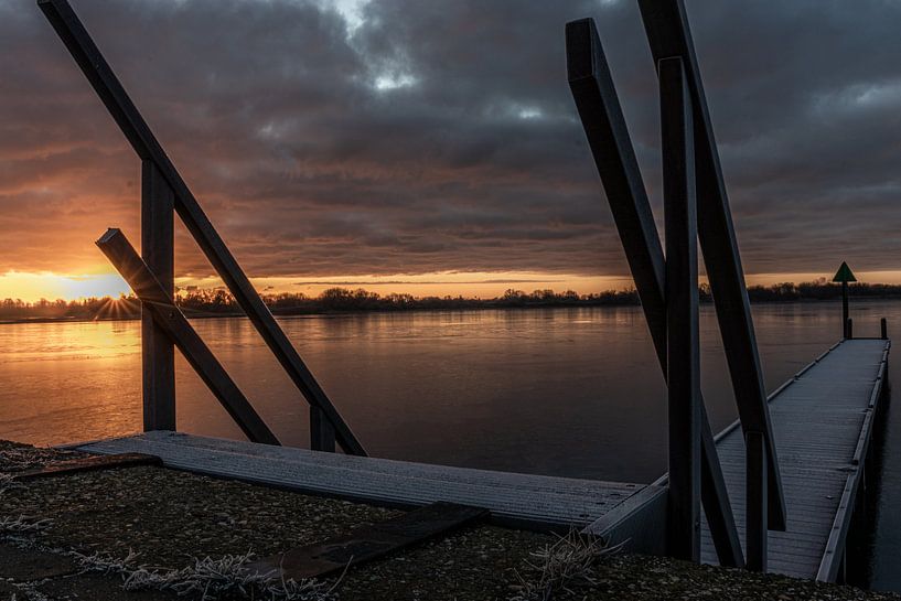 Sunrise jetty by Marjolein Albregtse