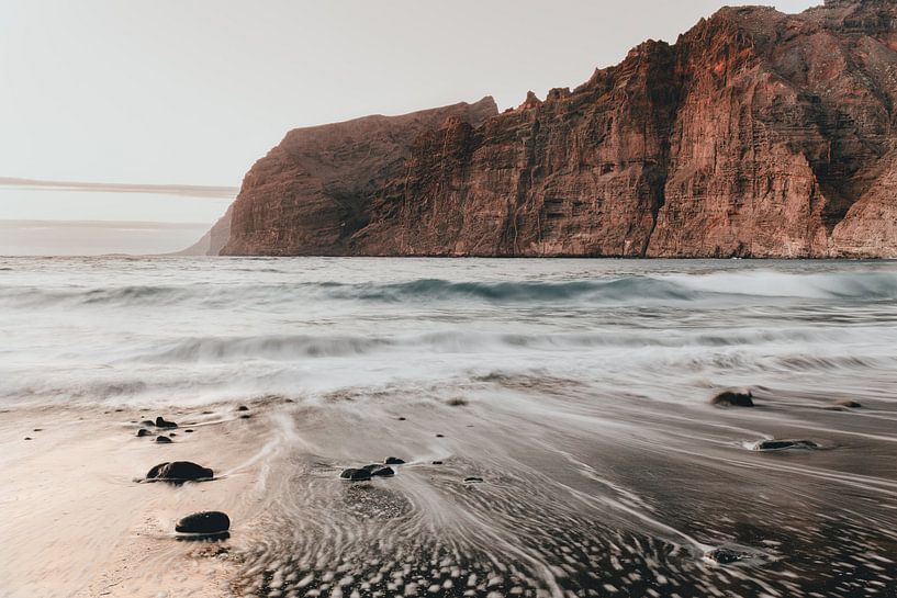 Gigantische Klippen | Sonnenuntergang in Los Gigantes, Teneriffa von Elise van Gils
