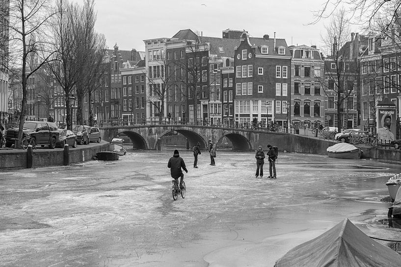 Glace sur les canaux d'Amsterdam 2018 par Dennisart Fotografie