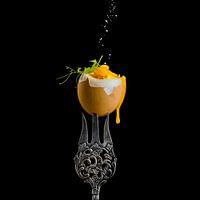 Gekochtes Ei mit Salz