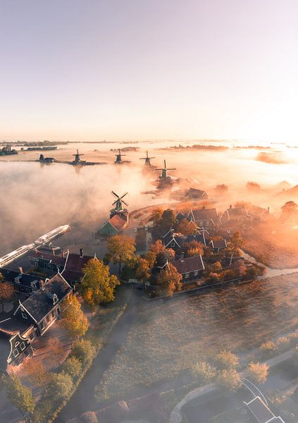 Zaanse Schans dans le brouillard par Ewold Kooistra