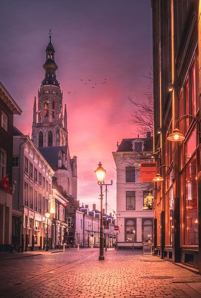 La pittoresque rue de Breda lors d'un coucher de soleil magique par Jesper Stegers