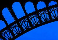 Nahaufnahme Eiffelturm Paris in Silhouette.