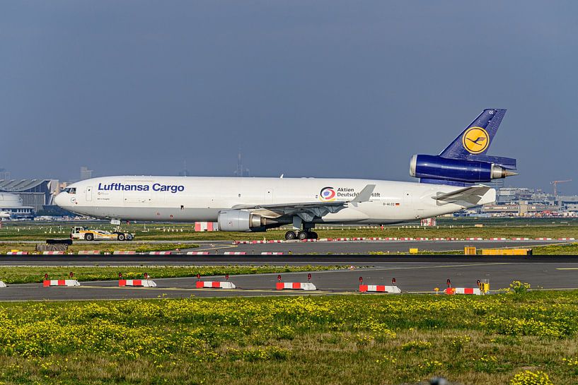 McDonnell Douglas MD-11 of Lufthansa Cargo. by Jaap van den Berg