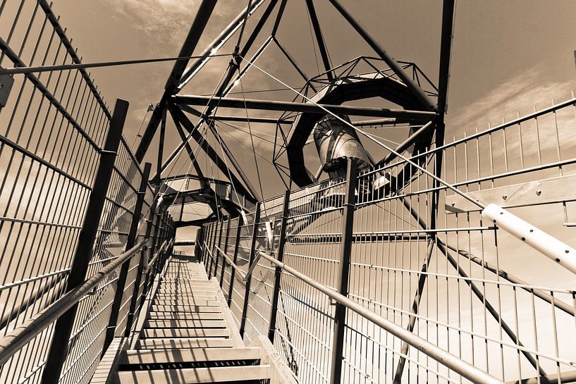 Tetraeder Bottrop (7-13635) B+W von Franz Walter