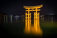 Itsukushima-Schrein, Miyajima, Japan, bei Nacht