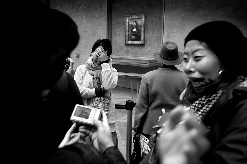 Mona Lisa with tourists by Hans Hordijk