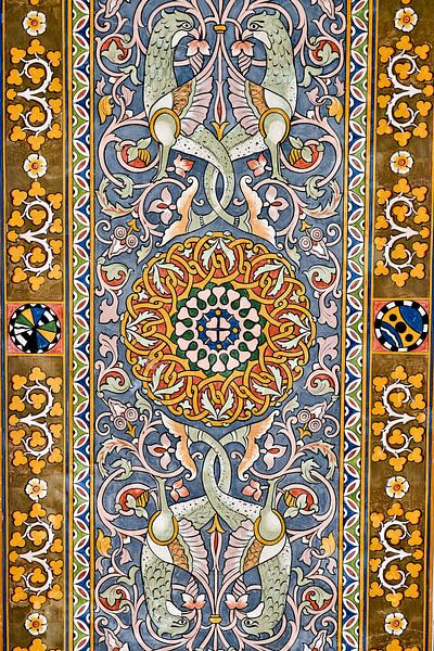 Peinture ornementale avec de fabuleux oiseaux dans le style Art nouveau sicilien par Silva Wischeropp