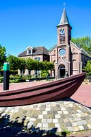 Le bateau et l'église.