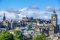 Uitzicht over Edinburgh, Schotland, vanaf Calton Hill