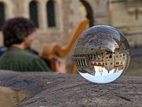Harp playing on the Braunschweiger Burgplatz