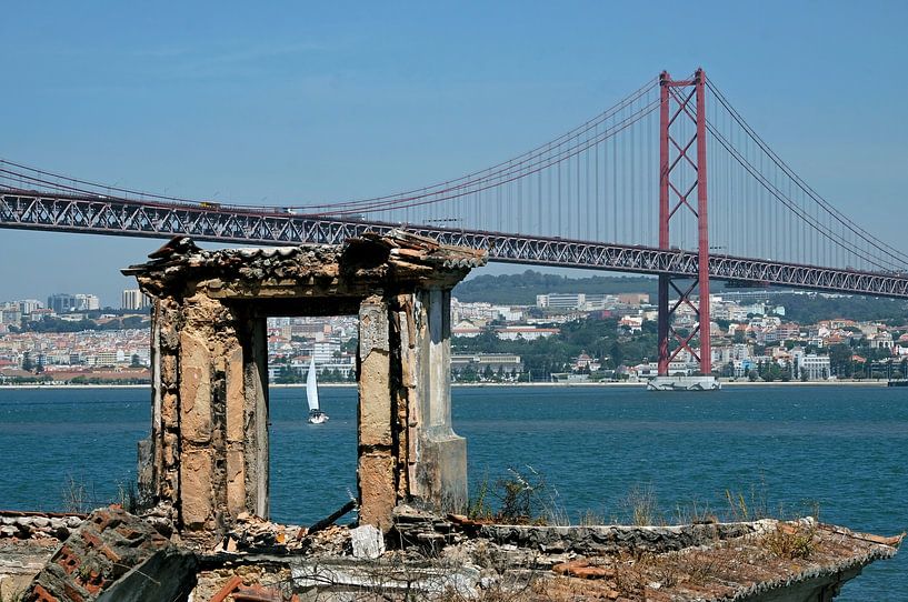 Voilier sur l'eau près de Lisbonne par Lensw0rld
