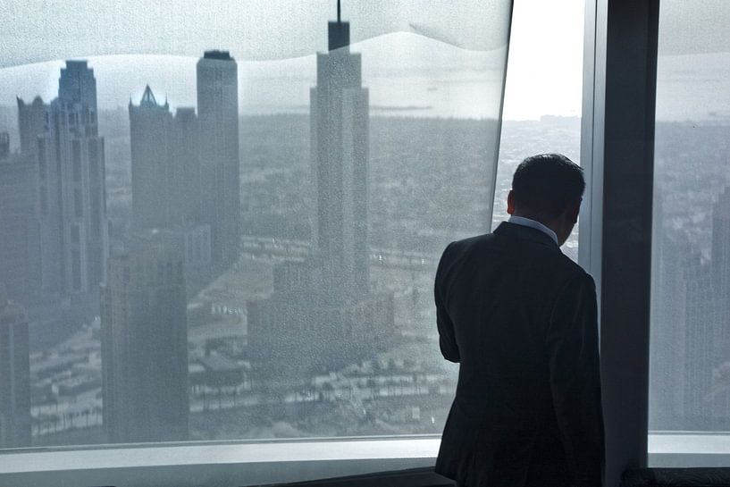 Glancing the city of Dubai by Henri Berlize