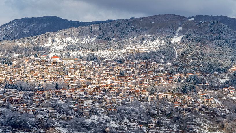 Griechische Winterlandschaft bei Metsovo von Teun Ruijters