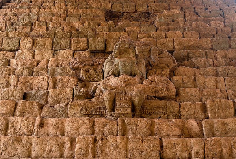 Honduras: Copán (Los Sapos) von Maarten Verhees