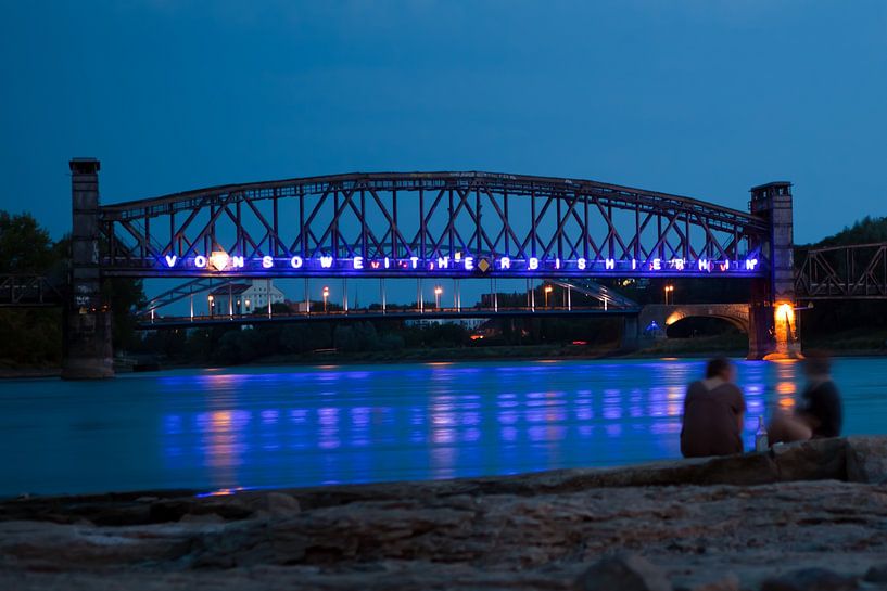 Magdebourg - le pont levant en fin de soirée par t.ART