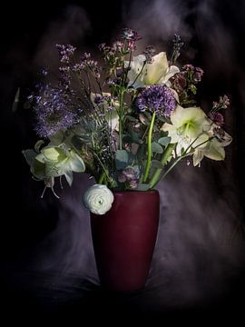 bouquet with purple and white flowers  by Marjolijn van den Berg