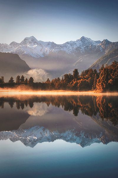 Floating World by Thom Brouwer