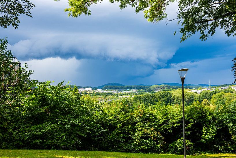 Rolling cloud, shelf clouds by Fotografie Arthur van Leeuwen