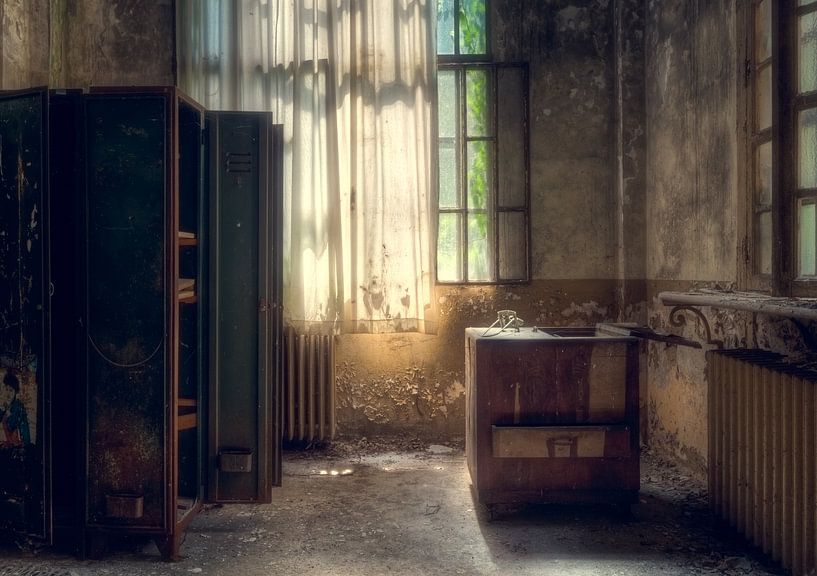 Light in Abandoned Hospital. by Roman Robroek - Photos of Abandoned Buildings