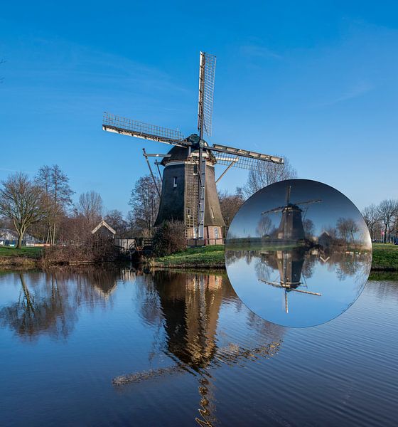 Mühle in Kristallkugel von Peter Bartelings