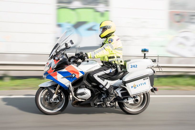 'Motordiender' by Tanja Otten Fotografie