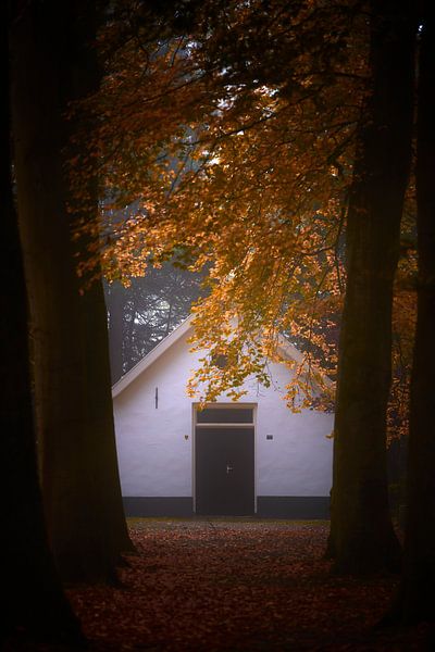 Bestattungsinstitut auf dem alten Friedhof in Nunspeet von Jenco van Zalk