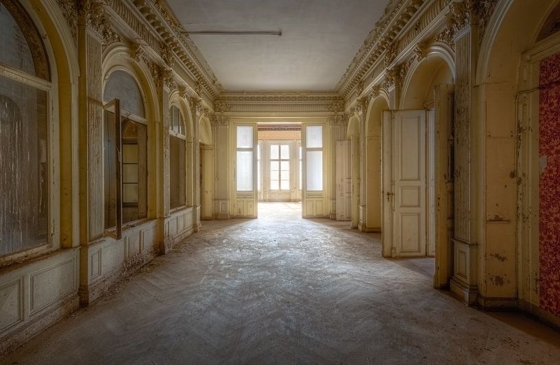Beautiful Light through the Abandoned Windows. by Roman Robroek - Photos of Abandoned Buildings