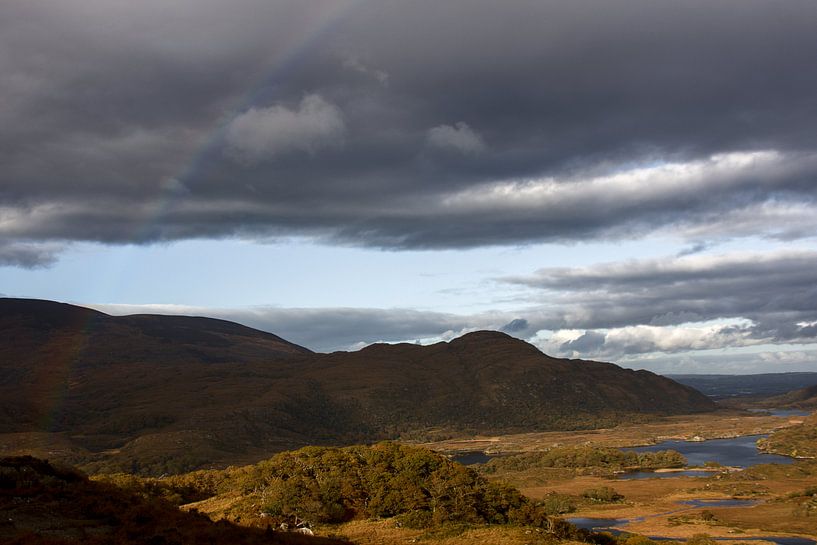 Vue sur la vallée en Irlande par Hannon Queiroz