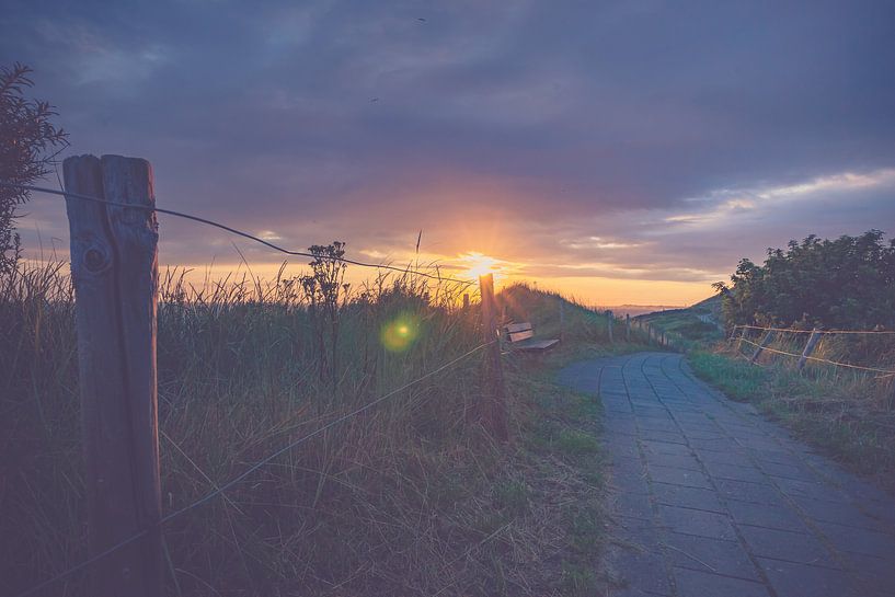 Magnifique coucher de soleil sur les dunes hollandaises par Fotografiecor .nl