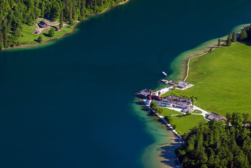 Blick  auf Königsee mit Bartholomä von Dieter Meyrl