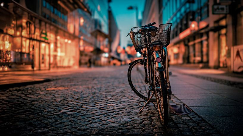 Bicycle at night by Johnny Flash