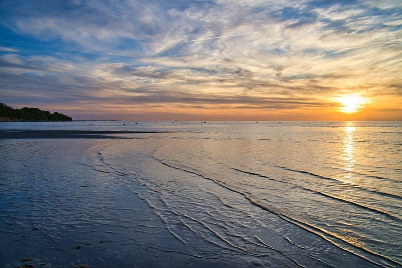 Sur la plage de sable de la mer Baltique par Martin Köbsch