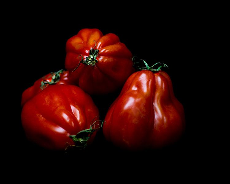 Stylish tomato still life by SO fotografie