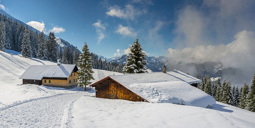 Winterwanderweg im Kleinwalsertal von Walter G. Allgöwer