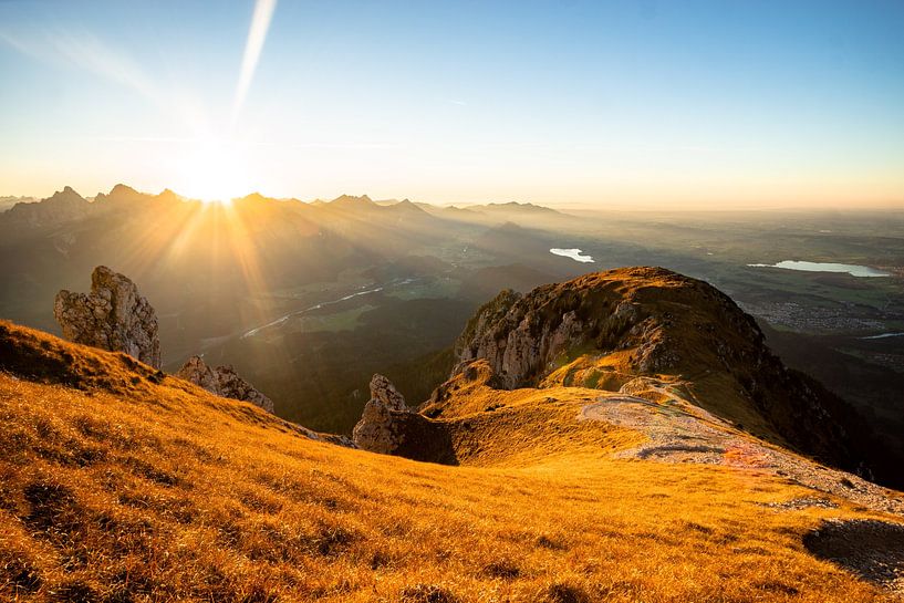 Sonnenuntergangsstimmung über dem Ostallgäu von Leo Schindzielorz