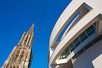 Ulmer Münster und das Stadthaus in Ulm an der Donau