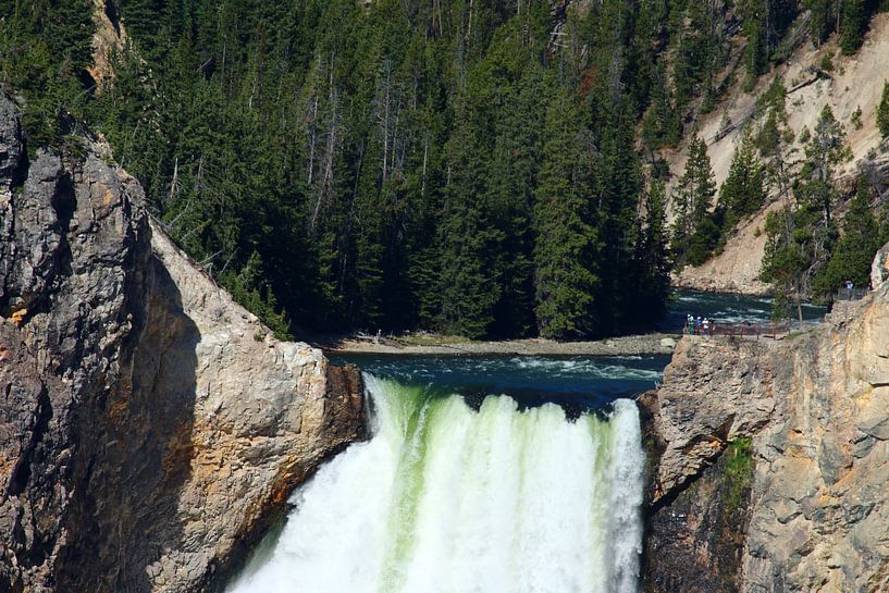 Am Rand  des Yellowstone Wasserfalls von Christiane Schulze