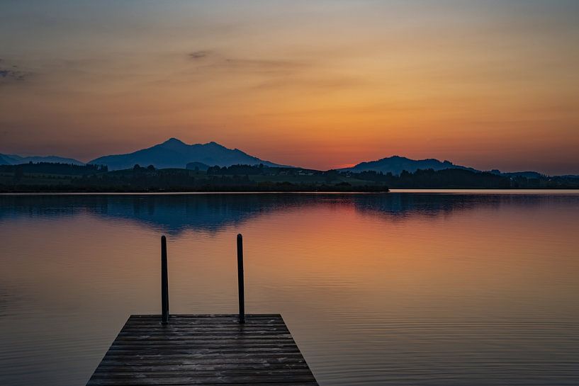 Sonnenuntergang am Hopfensee von Walter G. Allgöwer