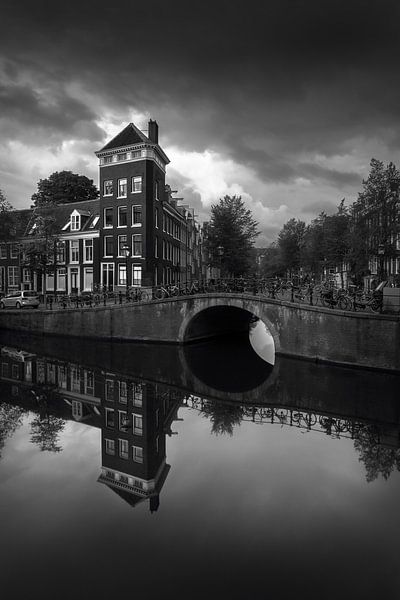 Ik krijg nog een titel by Iconic Amsterdam